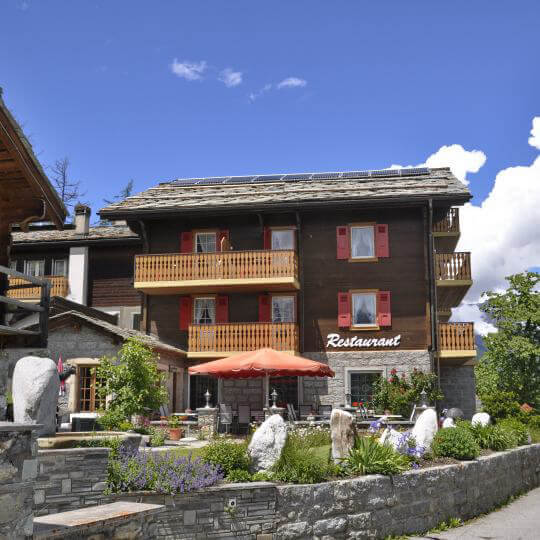 Hotel Restaurant Alpenblick Zeneggen 10