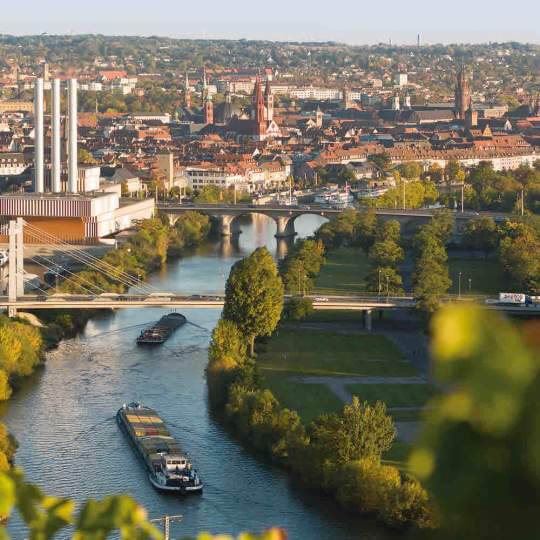  Würzburg - die dynamische Stadt in Unterfranken 11