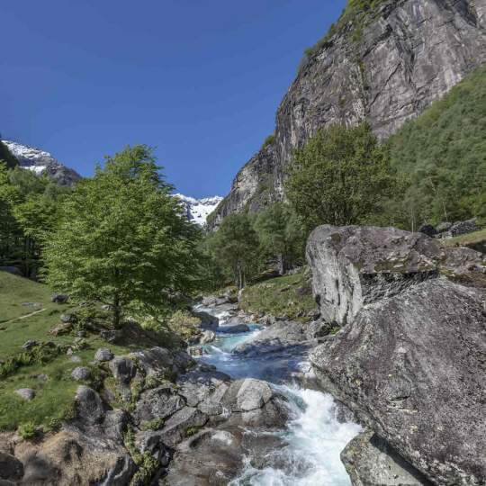 Wasserfall von Foroglio, Cevio 11