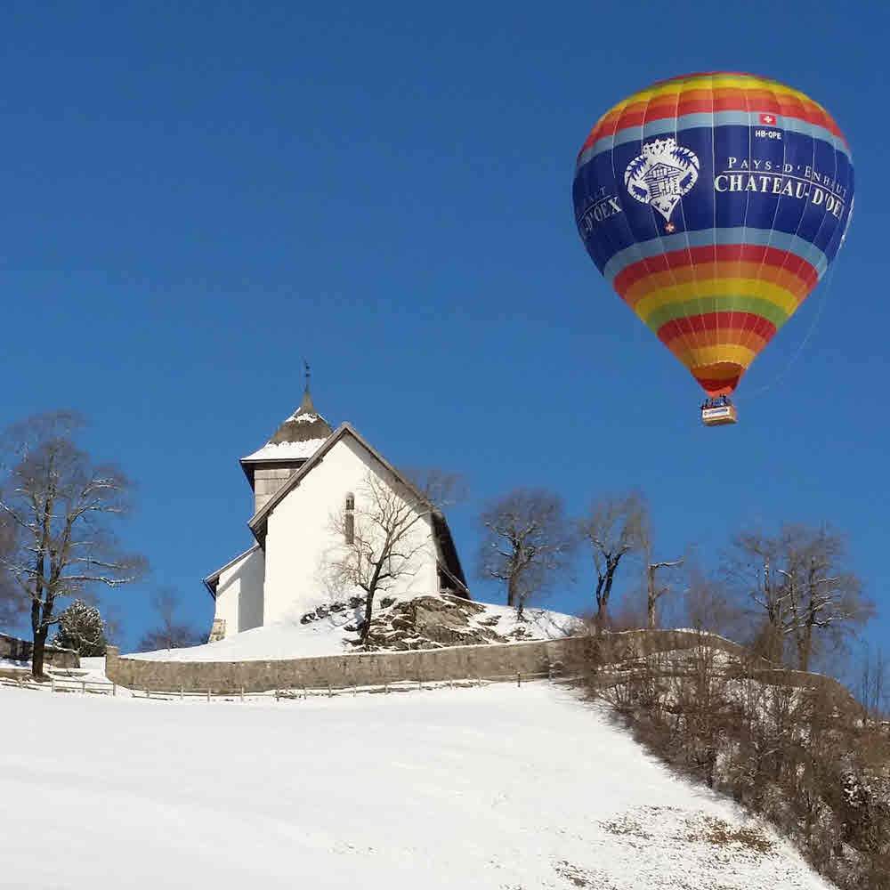 Vorschaubild zu Château-d’Oex – Ballonfahrt über die Winterlandschaft