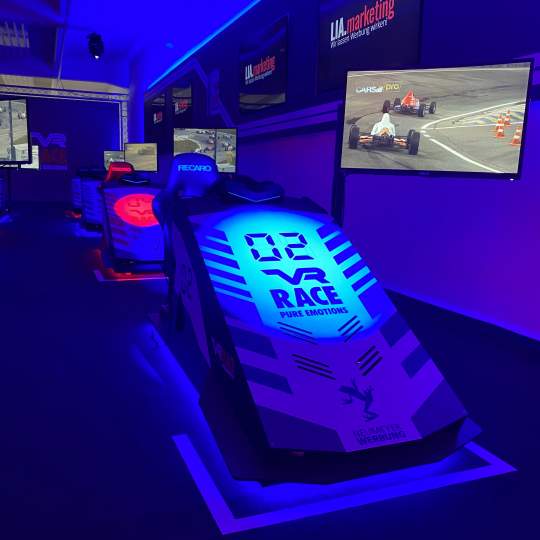  VR RACE GmbH Schaffhausen - virtuelles Autorennen fahren 11