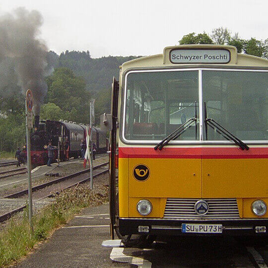  Schwyzer Poschti - Oldtimer-Busfahrten im Rheinland 11