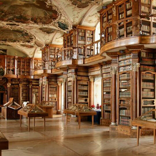 Stiftsbibliothek Kloster St. Gallen 10